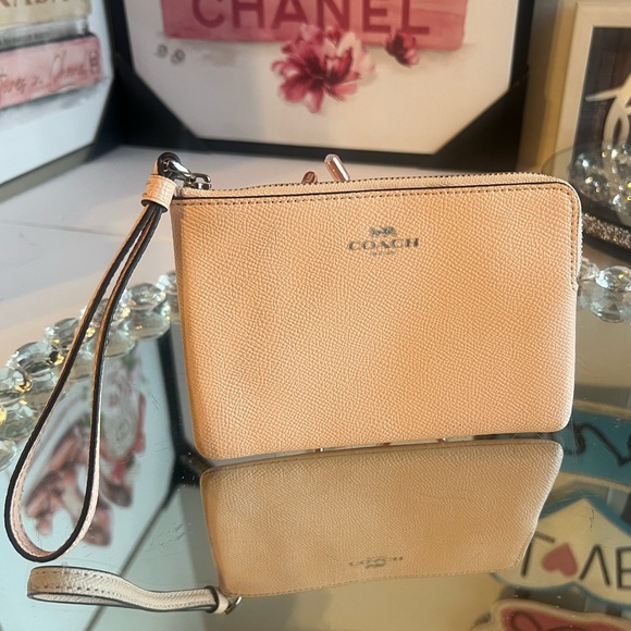 Coach Handbags - COACH New Corner Zip Wristlet  Canvas Color-Gold/Taupe